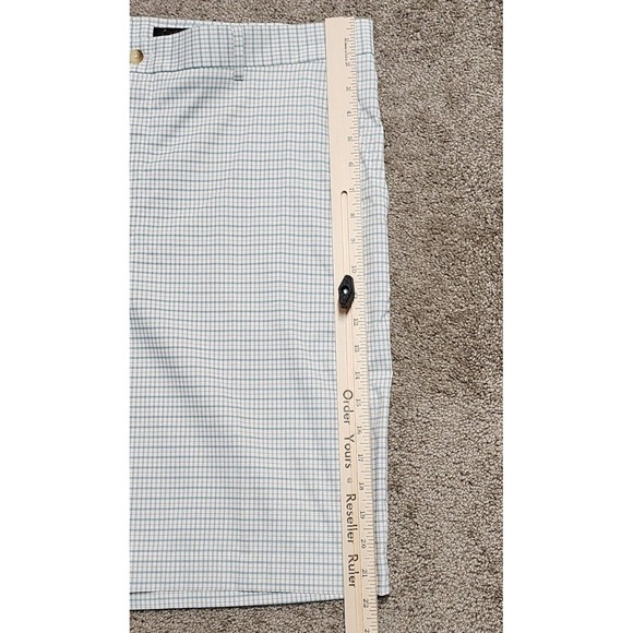 NEW‎ Greg Norman Performance Golf Shorts Mens Size 40 - Picture 8 of 9